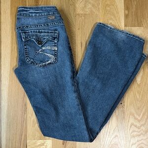 SilverJeans Co.Pioneer Bootcut Jeans - Low Rise Distressed Flap Pocket- Size27
